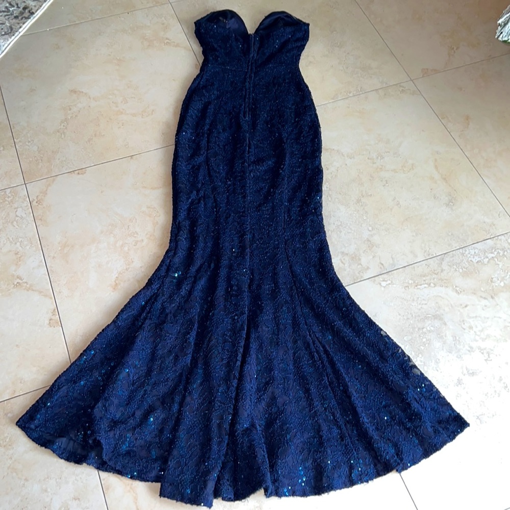 BaileyBlue strapless sequins evening gown- Size 5 - Picture 3 of 6